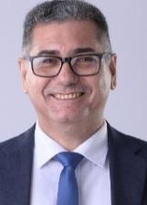 Foto de urna de Benício Dias