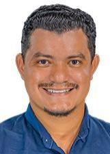Foto de urna de Moises Santos o Dino Acre