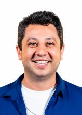 Foto de urna de Tiago Mourão