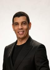 Foto de urna de Coronel Darwin