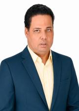 Foto de urna de Rubens Cantuário