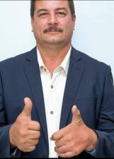 Foto de urna de Carlos Longo