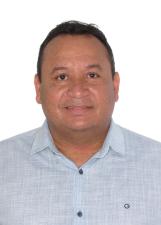 Foto de urna de Flávio Dias