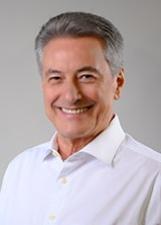 Foto de urna de Roberto Hashioka