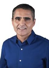 Foto de urna de Herculano Borges