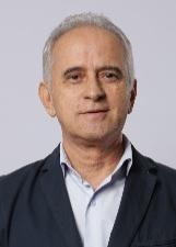 Foto de urna de Ozéias Araujo