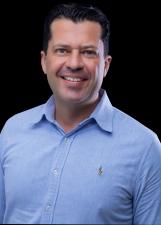 Foto de urna de João Junior