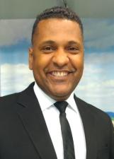 Foto de urna de Nicomedes Felicio
