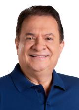 Foto de urna de Leonídio Bouças