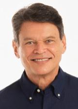 Foto de urna de Zé Guilherme