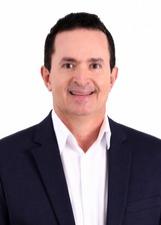 Foto de urna de Oscar Teixeira