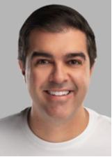 Foto de urna de Franco Cartafina