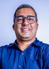Foto de urna de Leandro Almeida