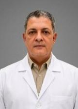 Foto de urna de Dr. Carlos Belizario