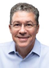 Foto de urna de Dr. Leônidas