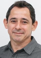 Foto de urna de Rick Generoso