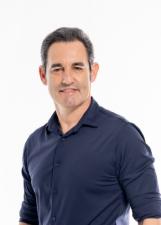 Foto de urna de Alexandre Guimarães