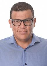 Foto de urna de Luciano Alves