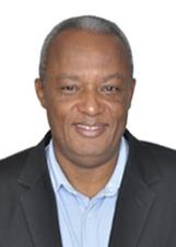 Foto de urna de Moises Rosa