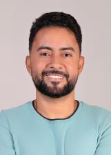 Foto de urna de MC Leozinho