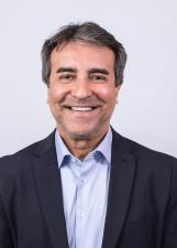 Foto de urna de Jorge Miranda