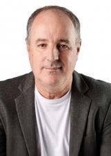 Foto de urna de Gilberto Esteves