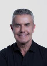 Foto de urna de Chiquinho da Mangueira