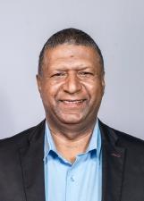 Foto de urna de Prof. Milton J.R.