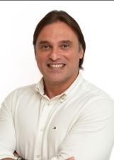 Foto de urna de Dr. Leonardo Mazzutti