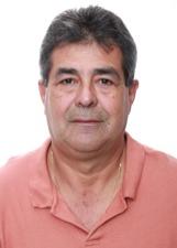 Foto de urna de Helanio de Resende