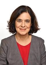 Foto de urna de Nísia Trindade