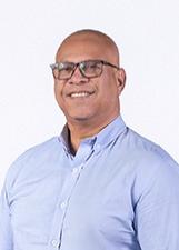 Foto de urna de Alexandre Lustosa