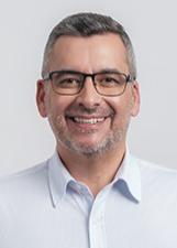 Foto de urna de Zé Alexandre