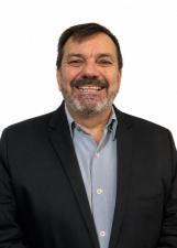 Foto de urna de João Panayotis Damatis