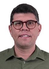 Foto de urna de Glauber Bastos