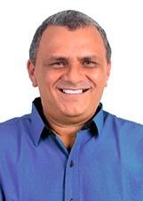 Foto de urna de Luciano Barbosa