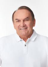 Foto de urna de Nelter Queiroz