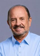 Foto de urna de Antonio Albuquerque