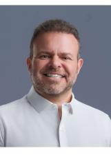 Foto de urna de Léo Loureiro