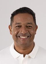 Foto de urna de César Felizardo
