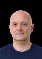 Foto de urna de Charles Oliveira