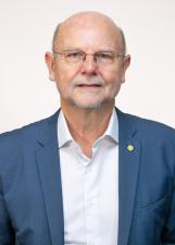Foto de urna de Bohn Gass