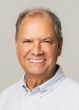 Foto de urna de Alceu Moreira