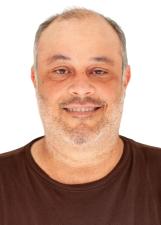 Foto de urna de Dr. Maiquy