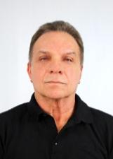 Foto de urna de Carlos Aranha