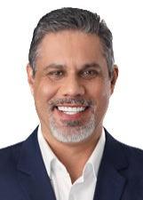Foto de urna de Prof. Renato
