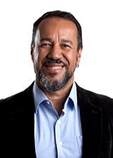 Foto de urna de Linno Vianna