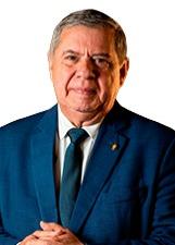 Foto de urna de Mário Motta