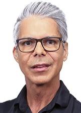 Foto de urna de Rô Siqueira