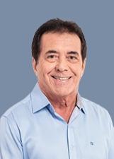 Foto de urna de Valdir Alvarenga